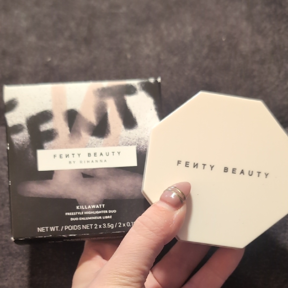 Fenty Beauty Killawatt Freestyle Highlighter Duo - Afternoon Snack/Mo'Hunny
